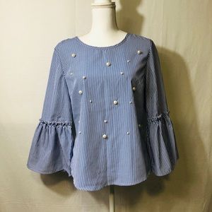 White and blue blouse with white pearls details